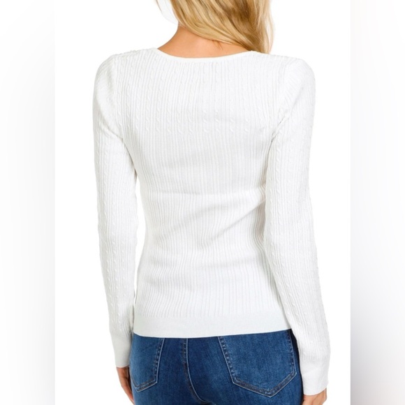 •NWT•Almost Famous Solid Cable Knit Sweater Top - Picture 2 of 12